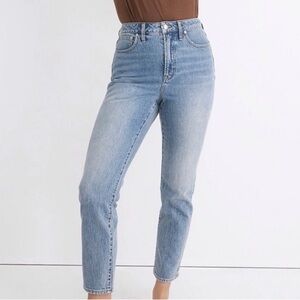 Madewell curvy perfect vintage Jean size 28